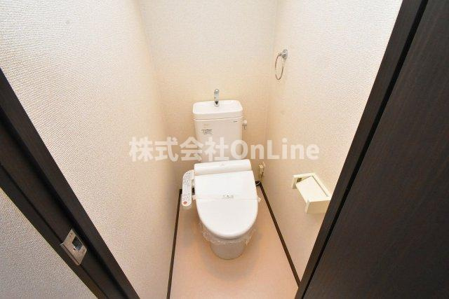アクイラのトイレ