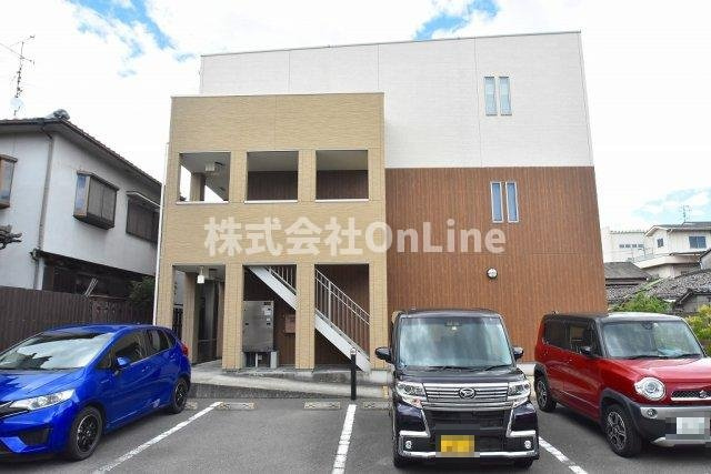 アクイラの外観