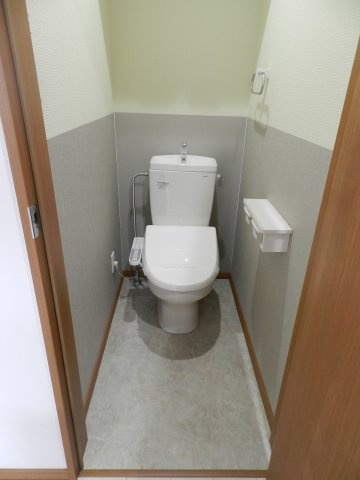 レオーネ・コリーナのトイレ|清潔感のあるトイレです