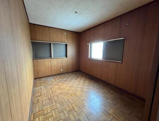 坂戸市片柳　中古の洋室