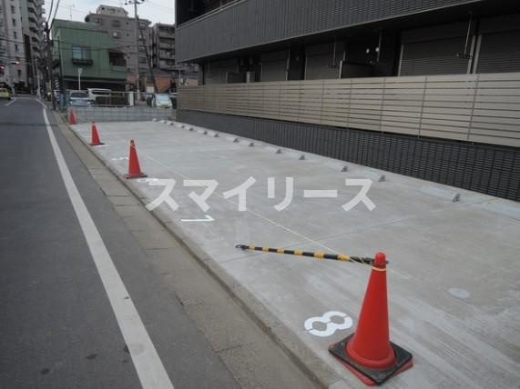 Pluslin　Gardenの駐車場