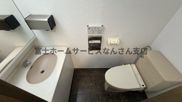 インテリジェンスビルのトイレ