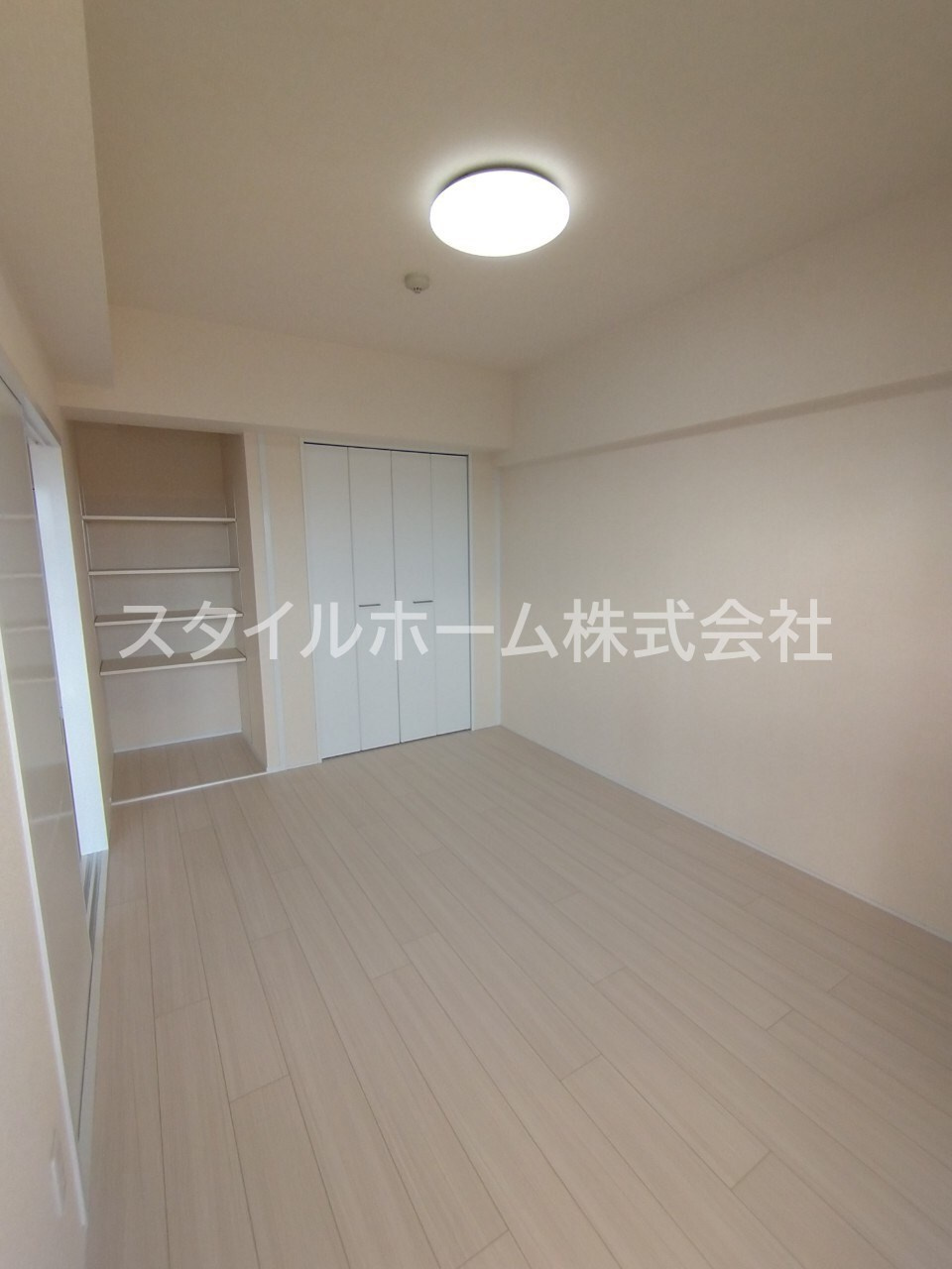ビラ鳳笙の内装|別部屋写真です。
