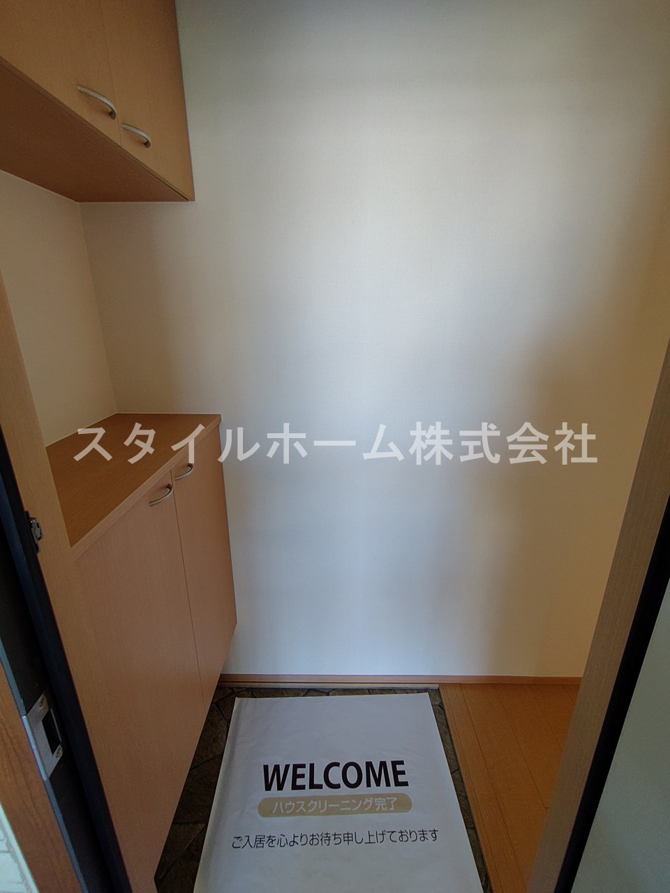 ウィルモア中浜Aの玄関|イメージ写真です。