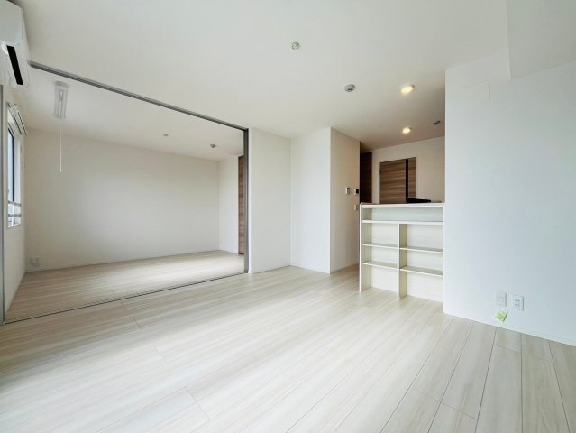 シャルムアンジュの居間・リビング