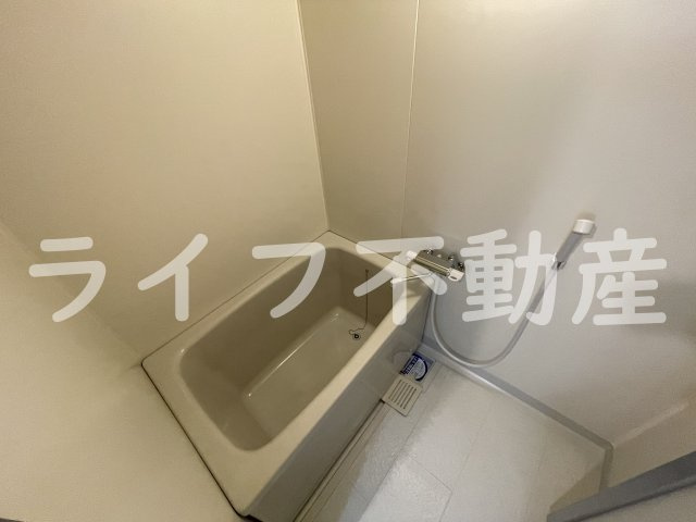 ハピネスふせの浴室
