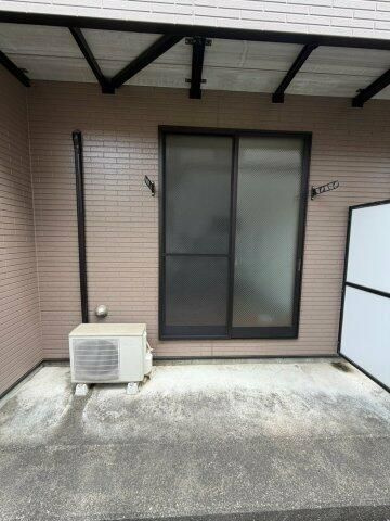 相模原市緑区元橋本町のアパートの駐車場