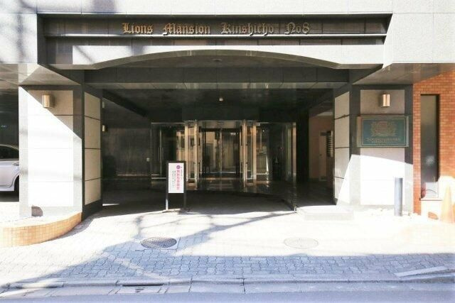 墨田区石原３丁目の賃貸マンションのエントランス