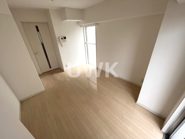 京都市下京区南不動堂町の賃貸マンションの居間・リビング