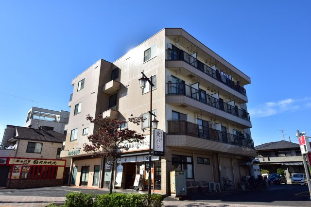 江戸川区西瑞江３丁目のアパートの外観