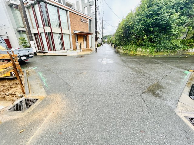 千葉市若葉区千城台南１丁目の前面道路含む現地写真|9/7撮影