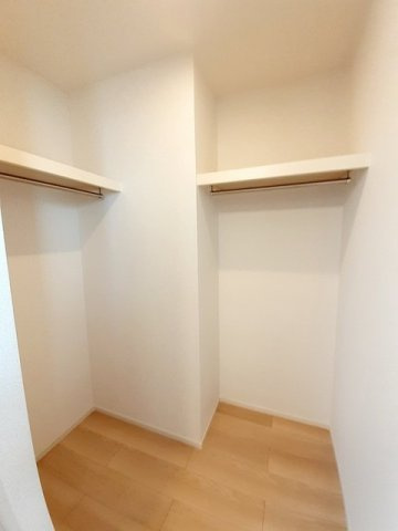 ジュネス　アウラの収納