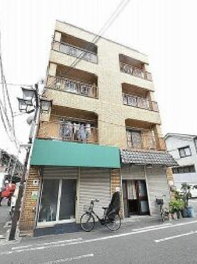 シャトー松山の外観