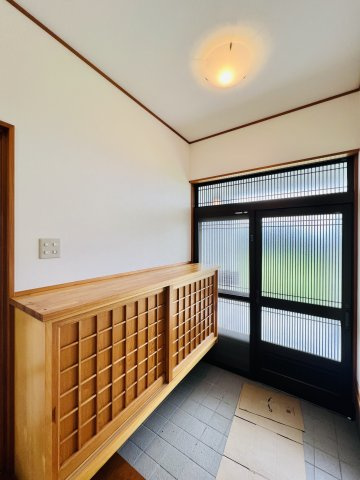 前橋市富士見町石井の玄関|靴の着脱も楽々な広々玄関！