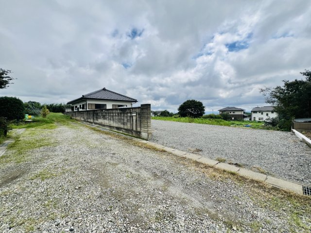 前橋市富士見町石井の前面道路含む現地写真|車の出入りも安心♪