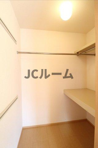 シャンブル・アンソレイエ Ⅱの収納