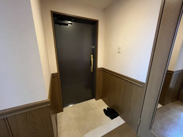シンフォニー桃山の玄関