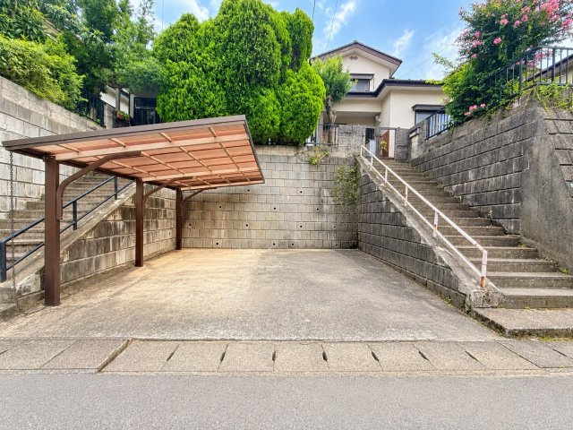 取手市白山中古戸建の駐車場
