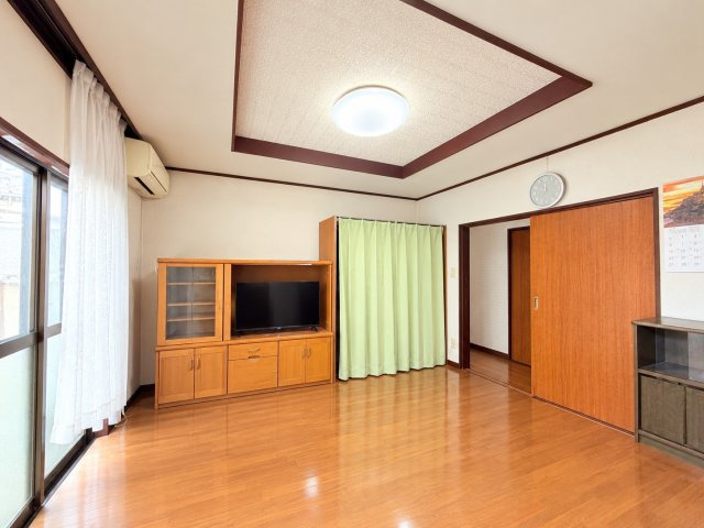 取手市白山中古戸建の洋室