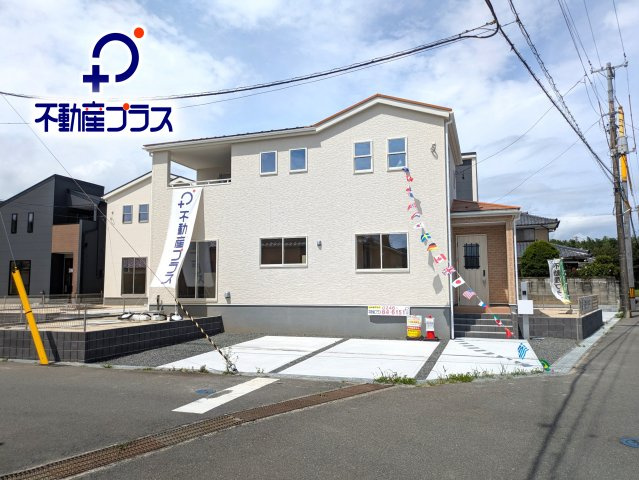 【いわき市内郷白水町／4号棟】☆キッチンパントリー☆ランドリールーム有♪