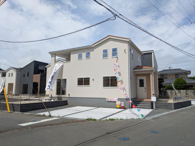 【いわき市内郷白水町／4号棟】☆キッチンパントリー☆ランドリールーム有♪の外観|ご成約の方に選べる家電プレゼントキャンペーン実施中です♪
あると嬉しい家電が揃っています！さらにお選び頂いた商品にプラスして「美味しいパンが焼けるアラジンのトースター」をお付けします！期間限定(^^♪