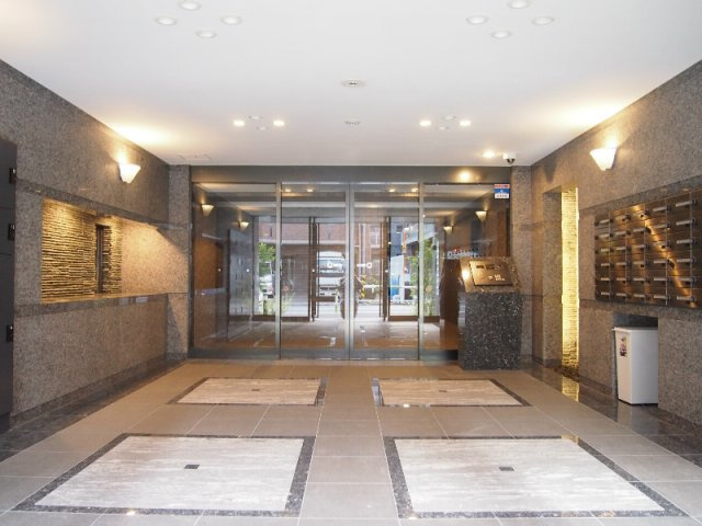 ルーブル豊島千川のロビー