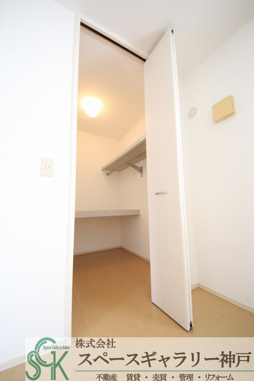 クレサンの収納|※お部屋により仕様が異なる場合があります。
