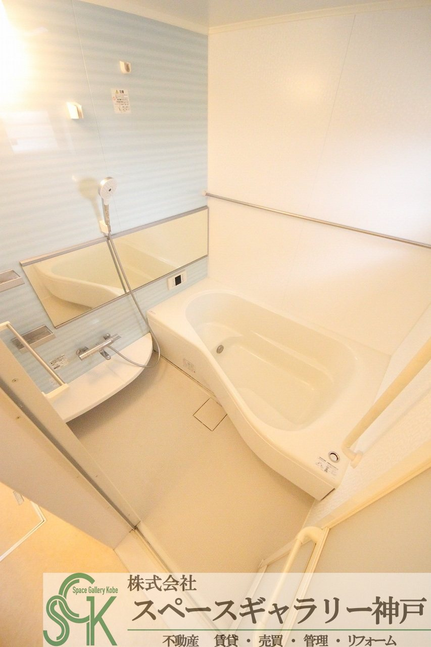 クレサンの浴室|※お部屋により仕様が異なる場合があります。
