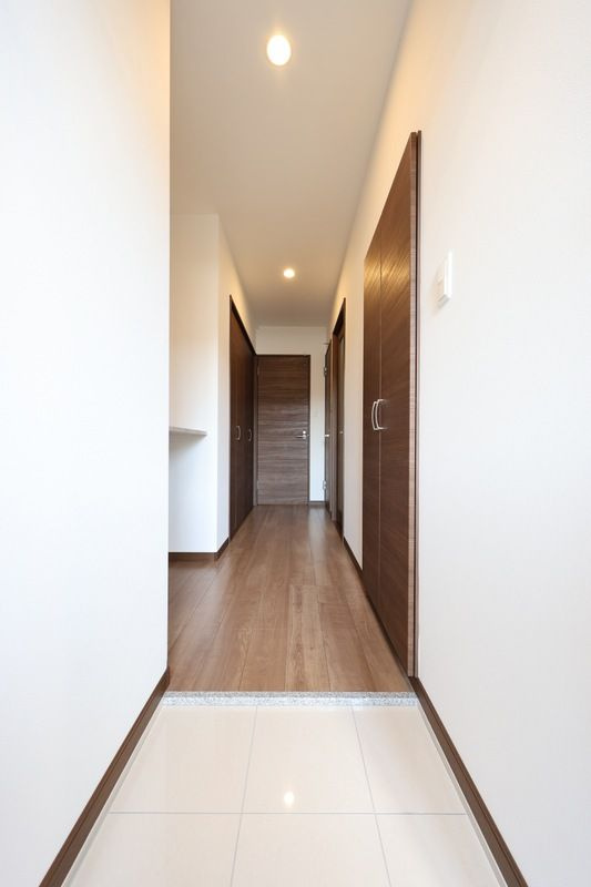 MODERN PALAZZO箱崎graceの玄関