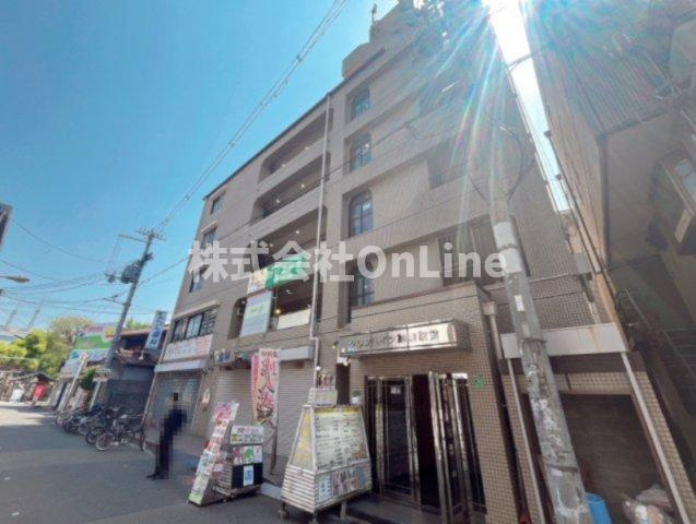 タウンハイツ加美駅前の外観