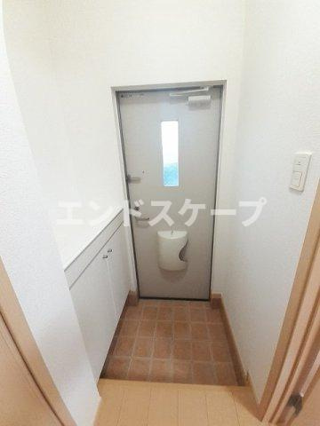 ハント・ポントⅠの玄関|高崎、前橋のお部屋探しはエンドスケープまで！お客様の理想お聞かせ下さい♪