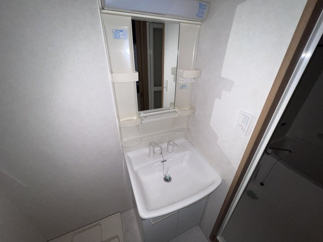 神戸市須磨区大黒町２丁目の賃貸マンションの洗面所