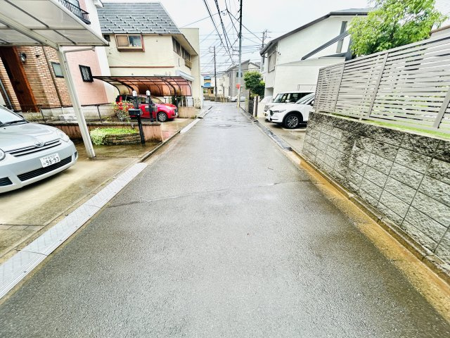 千葉市若葉区西都賀５丁目の前面道路含む現地写真|9/7撮影