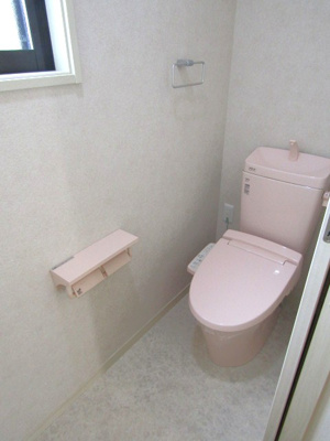 【トイレ】 | 【再生住宅】甲府市国玉町 | トイレです