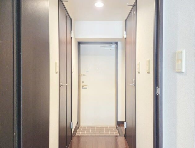 アンジュメゾンの玄関