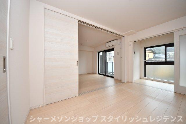 赤坂リプルの居間・リビング