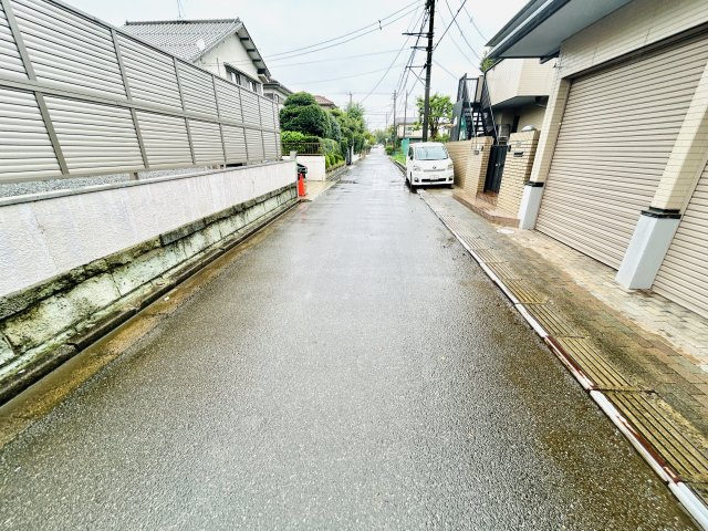 千葉市若葉区西都賀５丁目の前面道路含む現地写真|9/7撮影