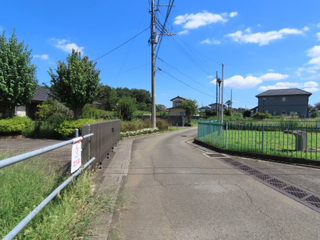 川越市笠幡売地の前面道路含む現地写真