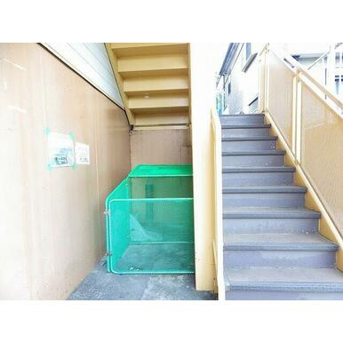 【エントランス】 | ファーストハイツ小園