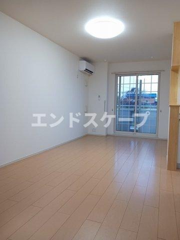 アザレアの居間・リビング|高崎、前橋のお部屋探しはエンドスケープまで！お客様の理想お聞かせ下さい♪