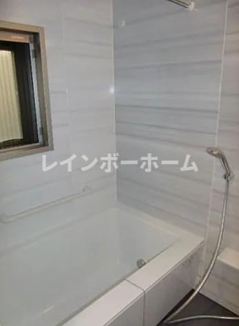 リビナ奥村ドゥーの浴室
