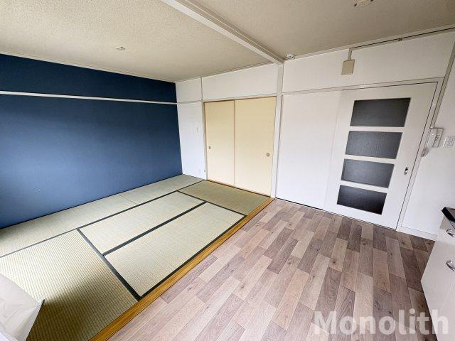 光明台28号棟の内装