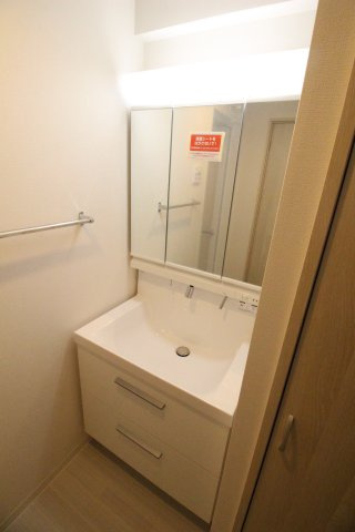 CASA DE ALIVIOの独立洗面台
