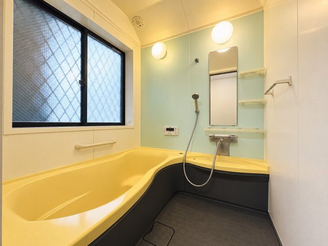 戸建　東尻池町6丁目の浴室|AIにより動産物は消しております。