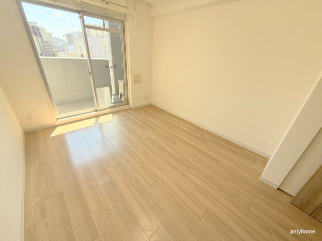 エスリード江戸堀　仲介手数料無料の寝室