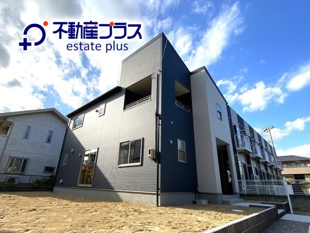 【いわき市内郷白水町／3号棟】3LDK＋タタミコーナー＋2WICの外観|同施工◆外観の写真です◆　
過ごす時間が長いからこそ家族との繋がりが感じられるお家！　にぎやかな声で日々の会話も弾む楽しい空間となります。家に帰宅するのがより一層楽しみになりますね♪