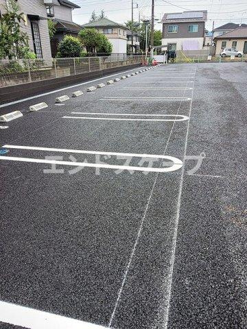 ルパルク　Ⅰの駐車場|高崎、前橋のお部屋探しはエンドスケープまで！お客様の理想お聞かせ下さい♪