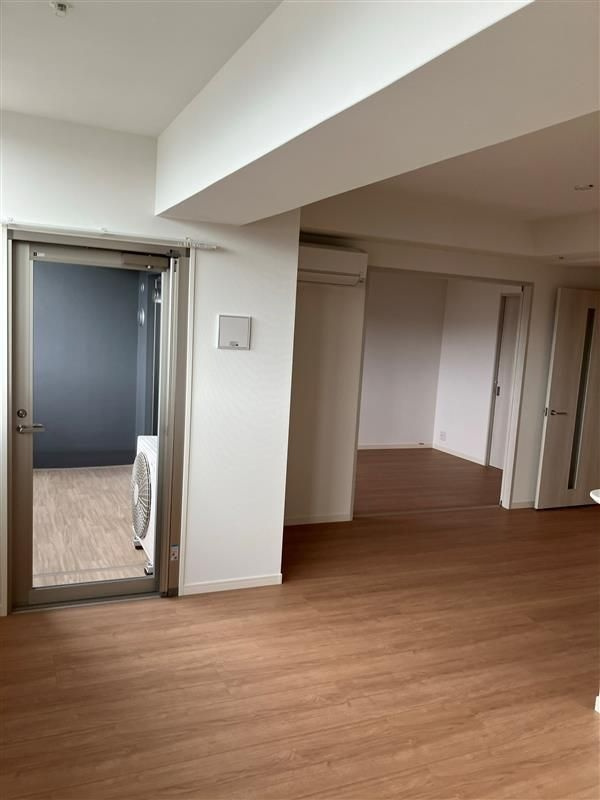 S-RESIDENCE伊都Attirantの駐車場