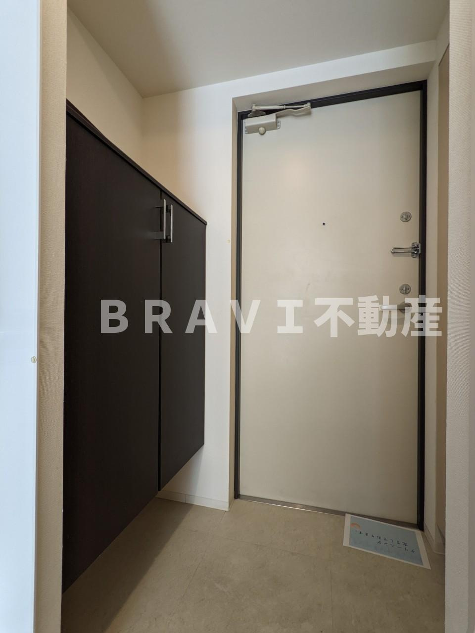 プレミアムコート谷町４丁目 BRAVI不動産の玄関|【プレミアムコート谷町4丁目】