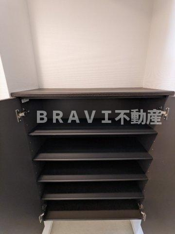 プレミアムコート谷町４丁目 BRAVI不動産の玄関|【プレミアムコート谷町4丁目】